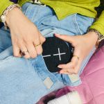 Logitech® Ultimate Ears MINIROLL Speaker - Group (Lifestyle) Logitech® Ultimate Ears MINIROLL Speaker - Group (Lifestyle)