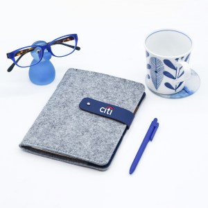 Feltro Refillable Pad Holder 1 Feltro Refillable Pad Holder 1