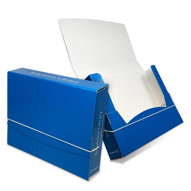 Medium Portfolio w/ Elastic (12.25"x9.40"x2.38") 1 Medium Portfolio w/ Elastic (12.25"x9.40"x2.38") 1