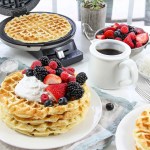 Cuisinart Round Classic Waffle Maker - Black Cuisinart Round Classic Waffle Maker - Black