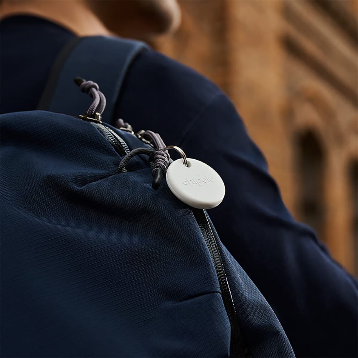 Chipolo POP Bluetooth Item Finder 1