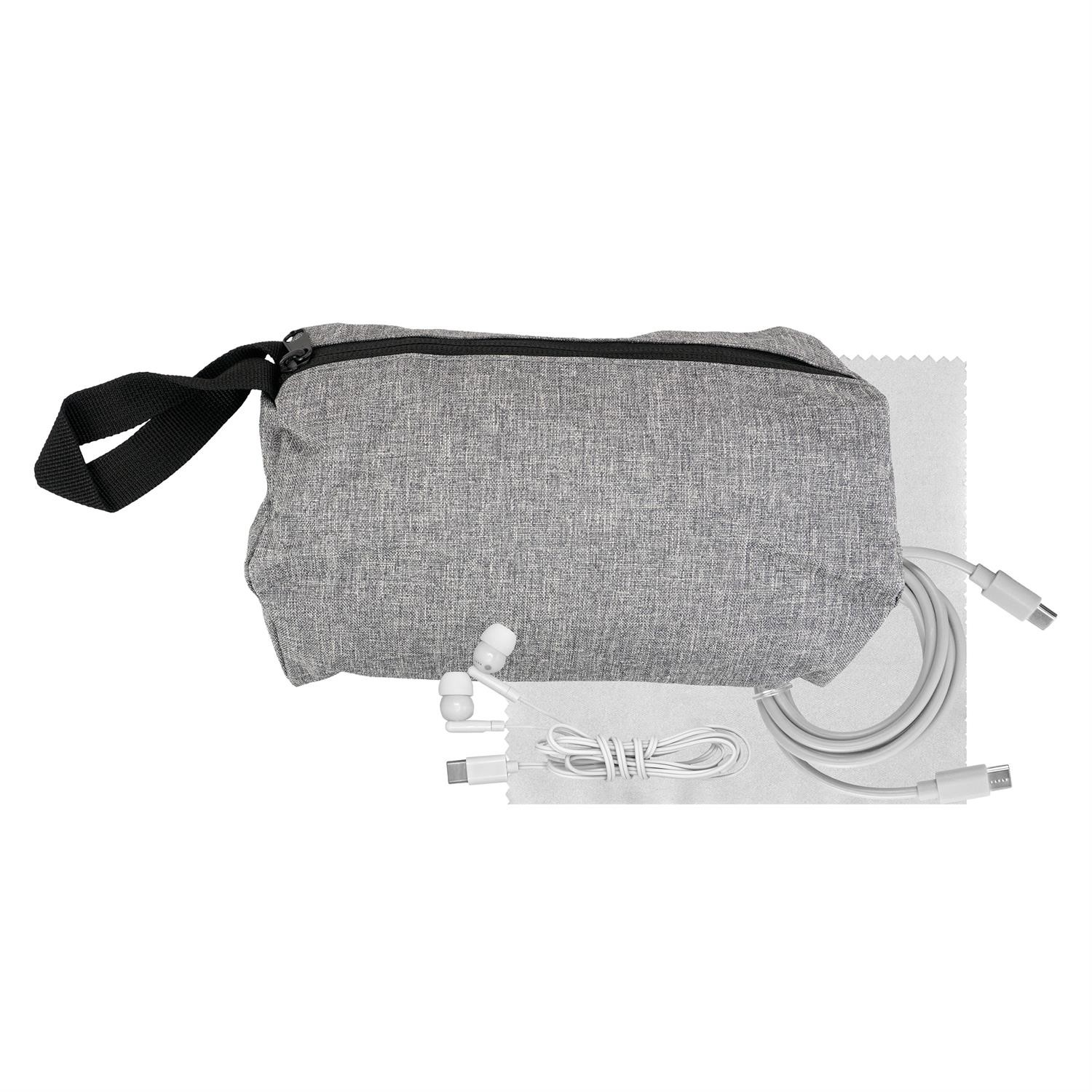 Travel C to C Cable, Ear Bud & Cloth Set 1