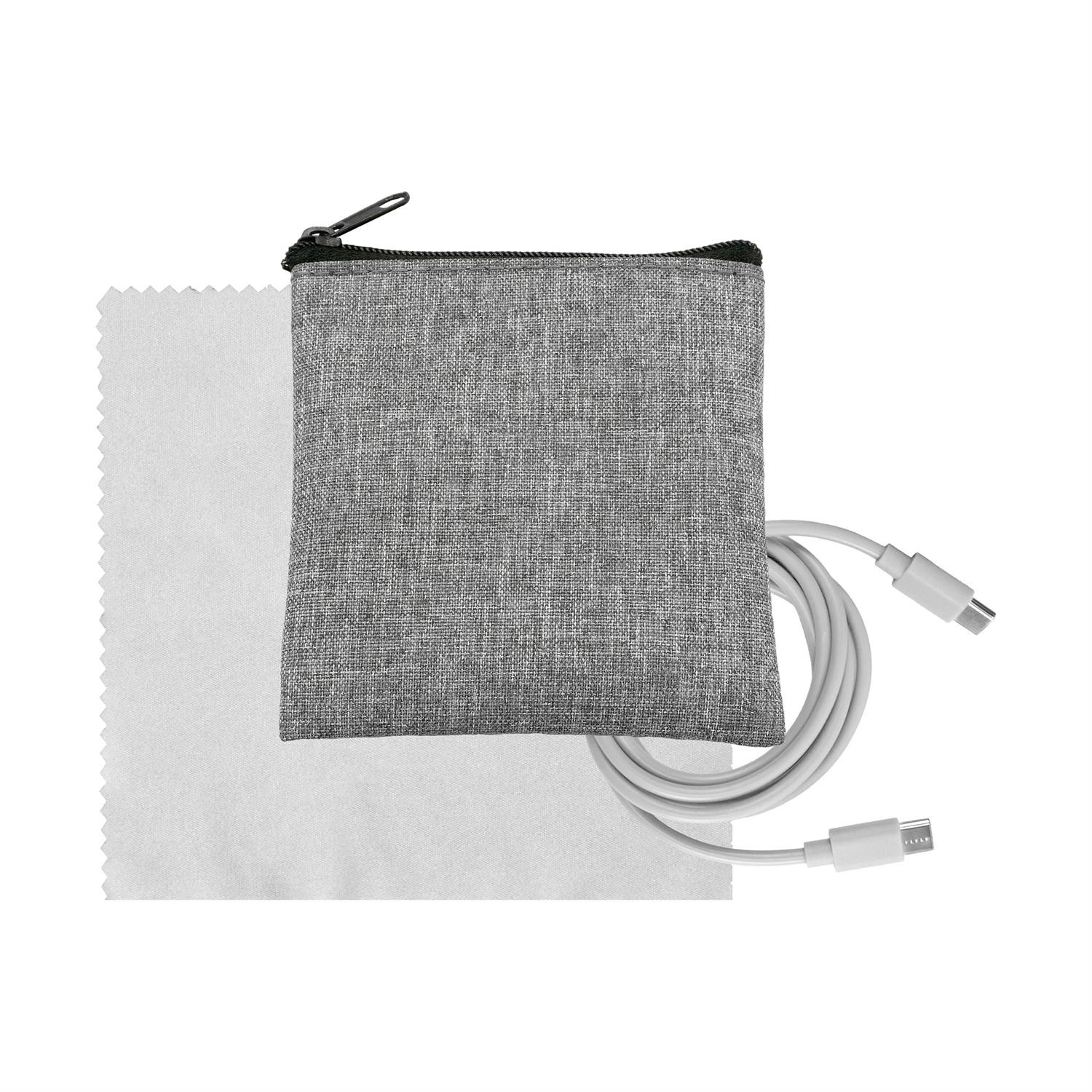 Recycled A+C to C Cable & Cloth Set 1