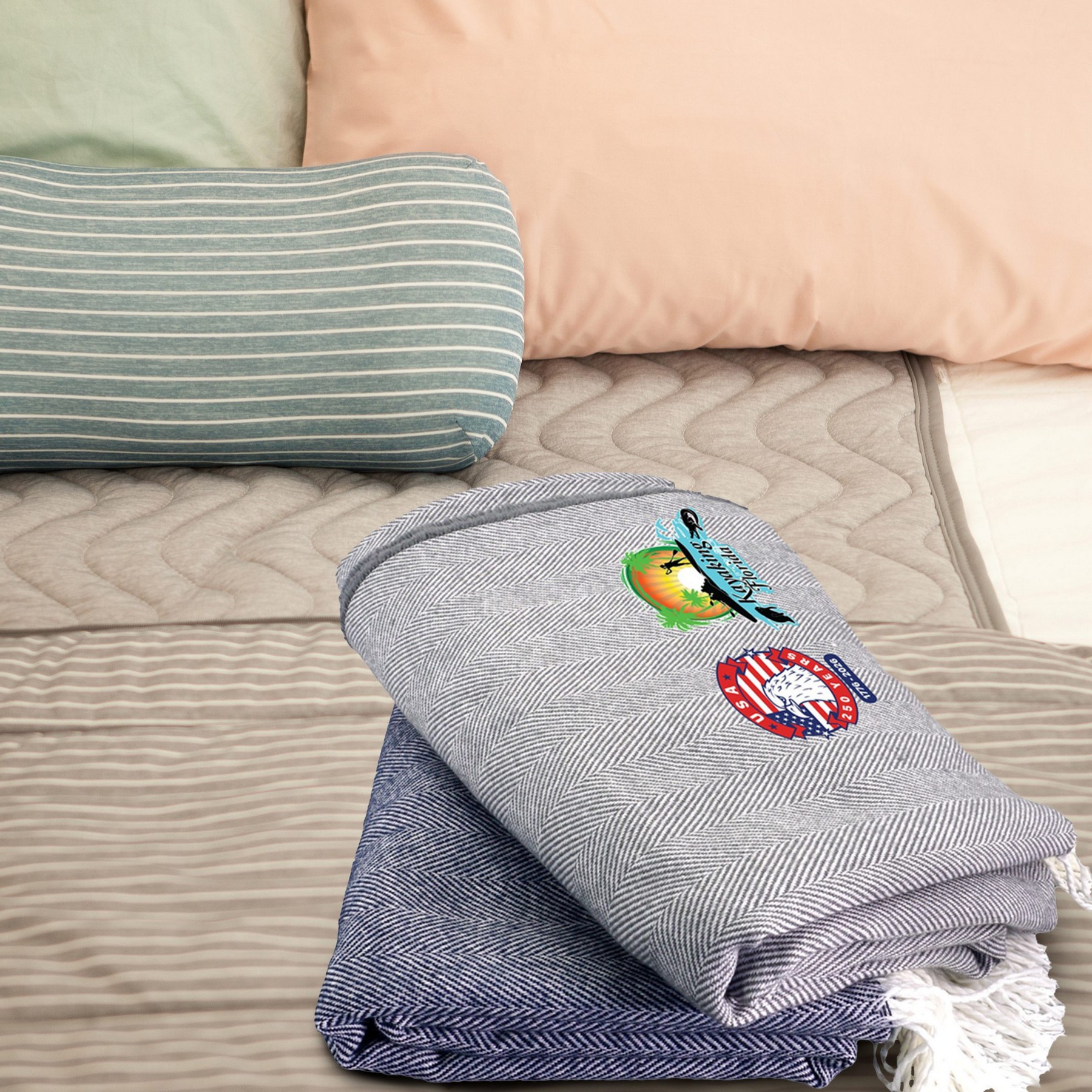Patriotic Fringed Throw Blanket 1