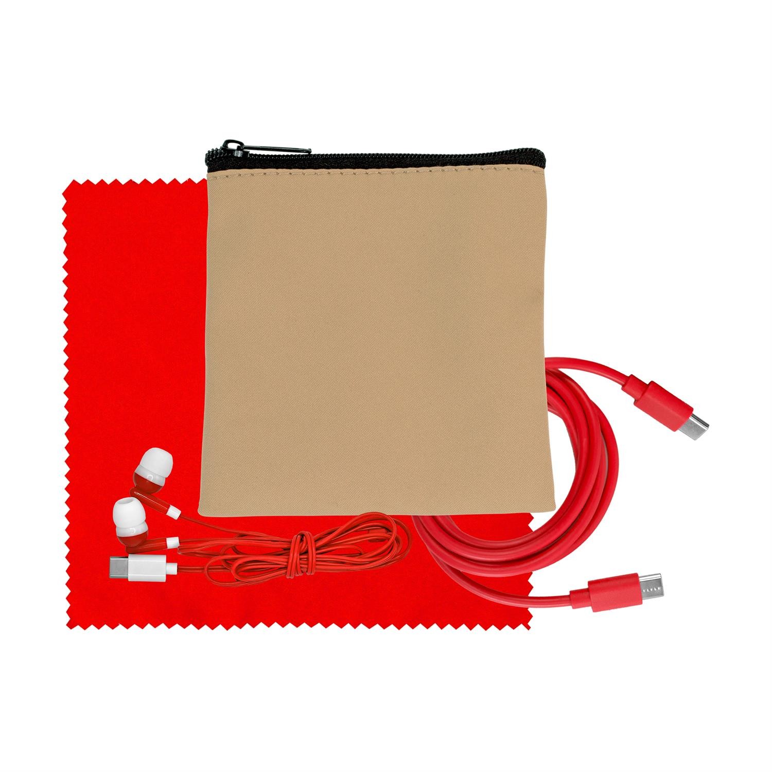 Tan Executive C to C Cable, Cloth & Ear Bud Set 1