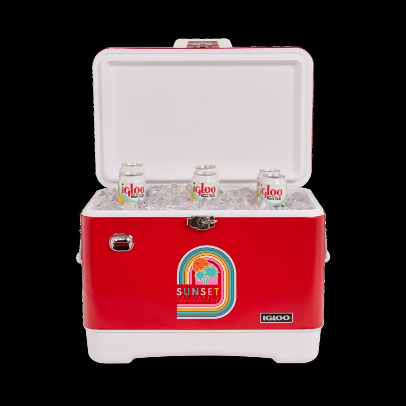 54 Qt. Igloo® Legacy Cooler 1 54 Qt. Igloo® Legacy Cooler 1