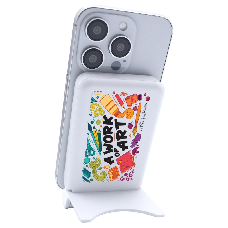 iGo 5,000mAh MagSecure 4-in-1 Combo Charger with Stand 1 iGo 5,000mAh MagSecure 4-in-1 Combo Charger with Stand 1