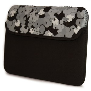 Sumo Camo Sleeve - 15" Black 1 Sumo Camo Sleeve - 15" Black 1