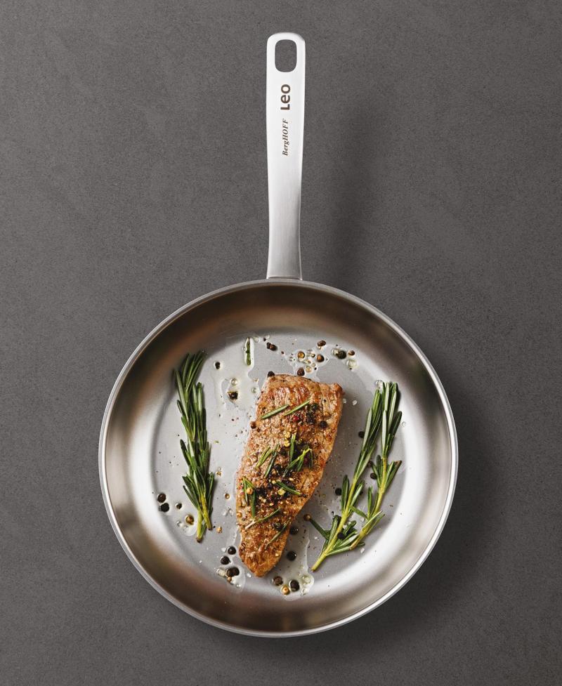 BergHoff Leo Graphite 9.5" Recycled Ss Fry Pan 2 BergHoff Leo Graphite 9.5" Recycled Ss Fry Pan 2