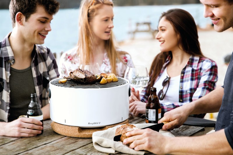 BergHoff Tabletop Bbq - White 13.75 X 8.75" 2 BergHoff Tabletop Bbq - White 13.75 X 8.75" 2