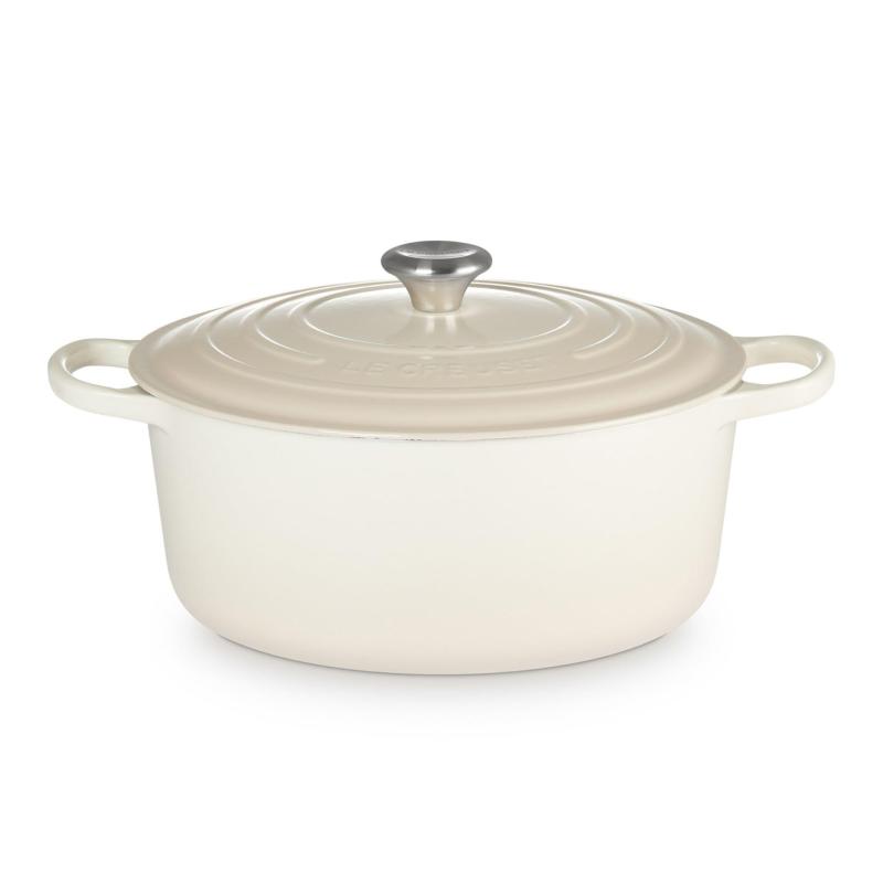 Le Creuset 9Qt Signature Cast Iron Round Dutch Oven Meringue 2 Le Creuset 9Qt Signature Cast Iron Round Dutch Oven Meringue 2