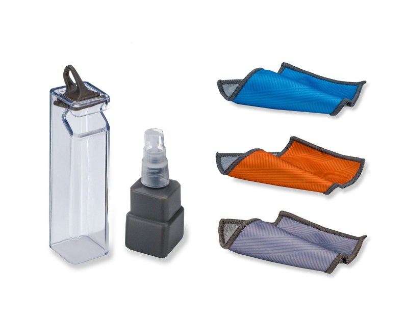 Carson® Clip n%27 Clean™ All-In-One Cleaning Kit 4 Pack 1 Carson® Clip n%27 Clean™ All-In-One Cleaning Kit 4 Pack 1