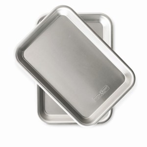 Nordic Ware 2 Pack Burger Serving Trays 2 Nordic Ware 2 Pack Burger Serving Trays 2