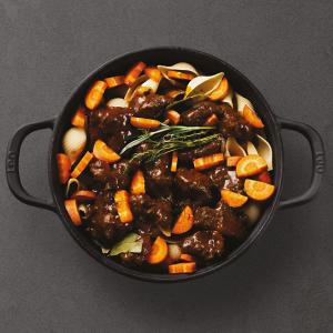 BergHoff Leo Graphite Enamel Cast Iron Cov Stockpot 10.25", 6Qt. 2 BergHoff Leo Graphite Enamel Cast Iron Cov Stockpot 10.25", 6Qt. 2