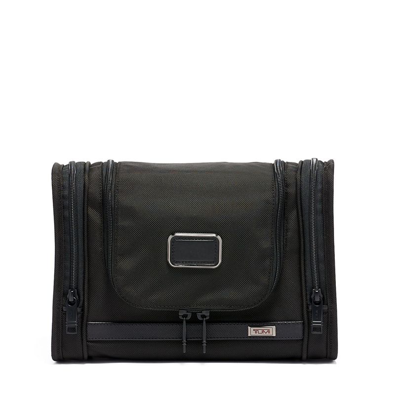 TUMI™ Alpha 3 Hanging Travel Kit 2 TUMI™ Alpha 3 Hanging Travel Kit 2