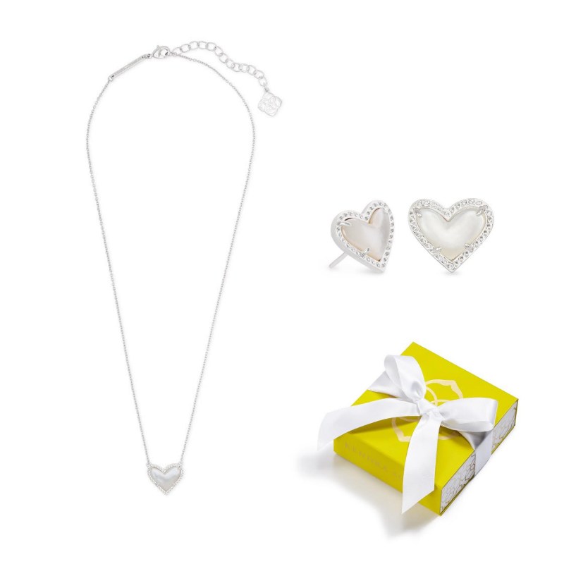 Kendra Scott Ari Heart Pendant & Stud Earrings 2 Kendra Scott Ari Heart Pendant & Stud Earrings 2