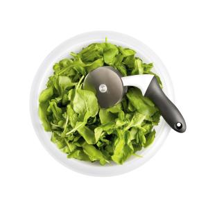 OXO Good Grips Salad Chopper W/ Bowl 2 OXO Good Grips Salad Chopper W/ Bowl 2