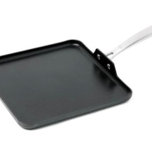 OXO Good Grips Nonstick Pro 11" Square Griddle 1 OXO Good Grips Nonstick Pro 11" Square Griddle 1