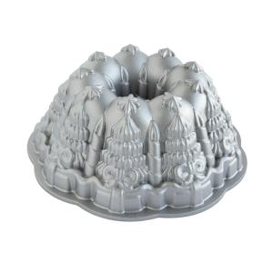 Nordic Ware Very Merry Bundt® Pan 2 Nordic Ware Very Merry Bundt® Pan 2