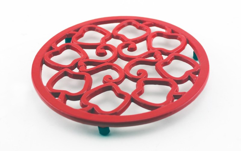 BergHoff Cooknco Cast Iron Apple Trivet 2 BergHoff Cooknco Cast Iron Apple Trivet 2