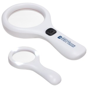 Scout Light-Up Magnifier 1 Scout Light-Up Magnifier 1
