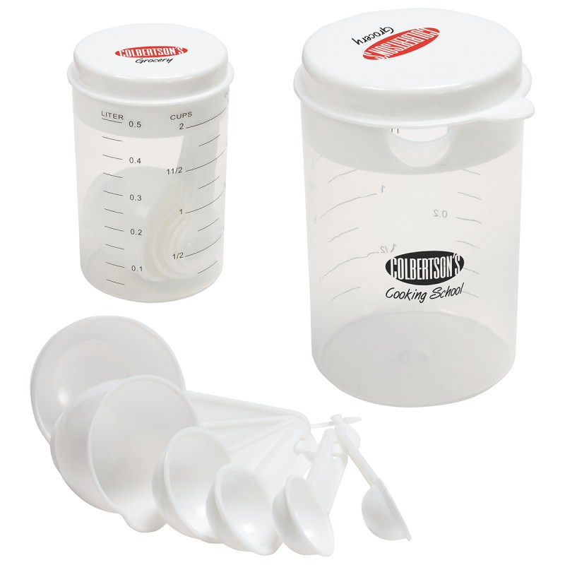 Recipe-Ready Measuring Cup Set & Strainer 1 Recipe-Ready Measuring Cup Set & Strainer 1