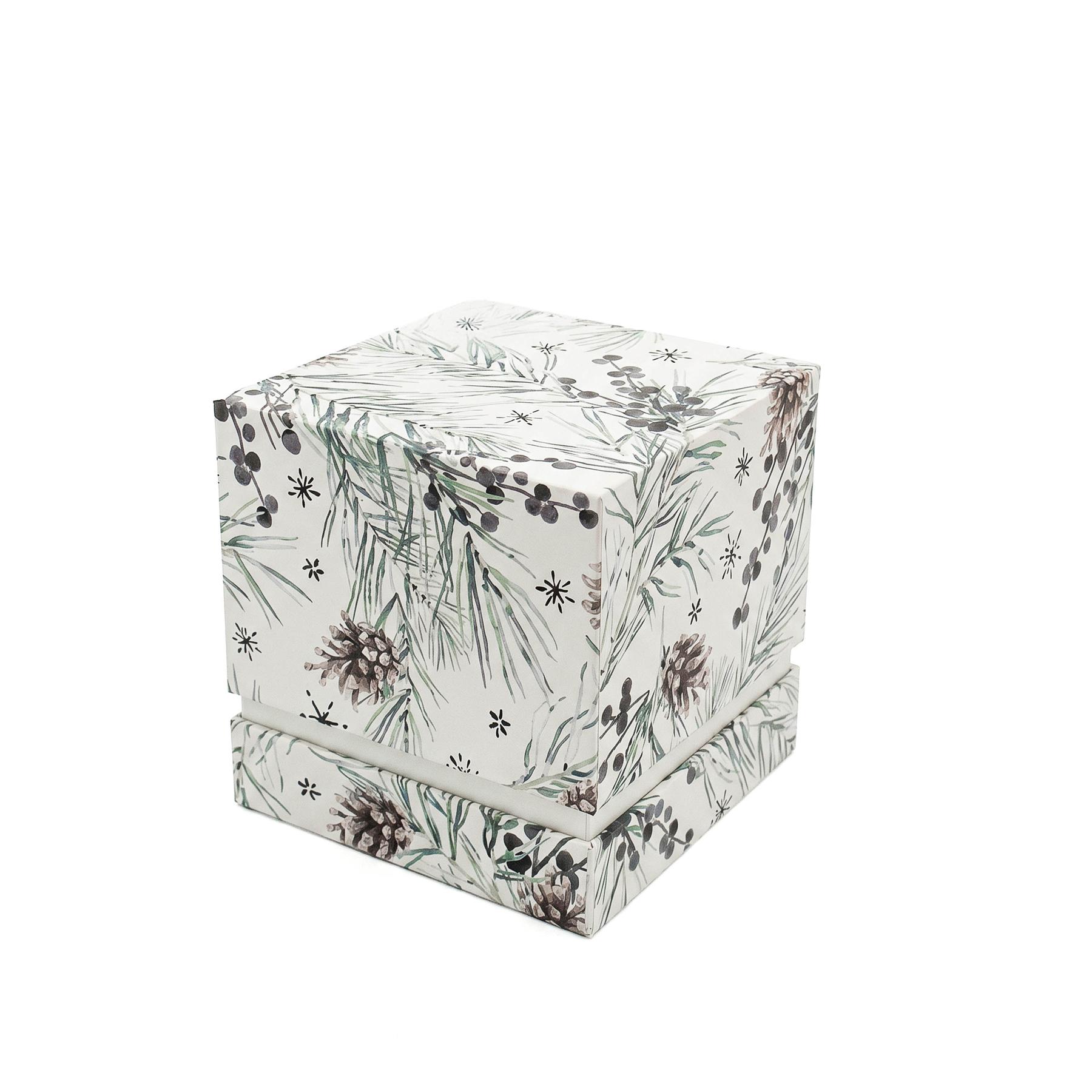 Ember 10 Oz Patterned Glass Candle With Acacia Wood Lid 1