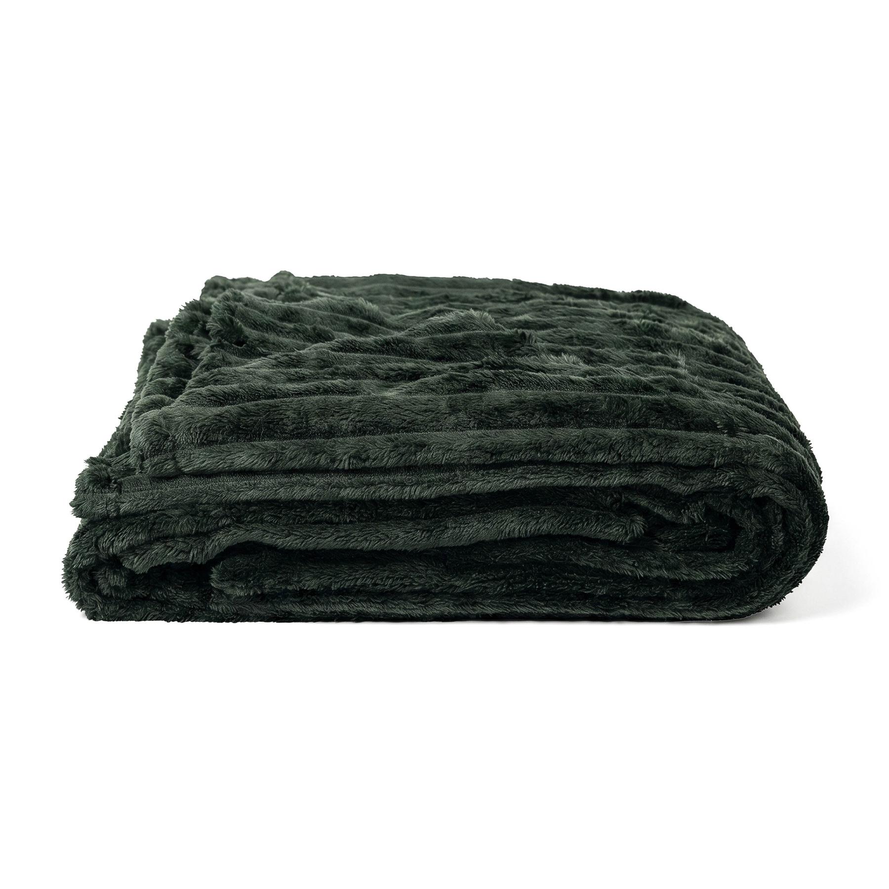 Alpine Faux Fur Polyester Blanket 1