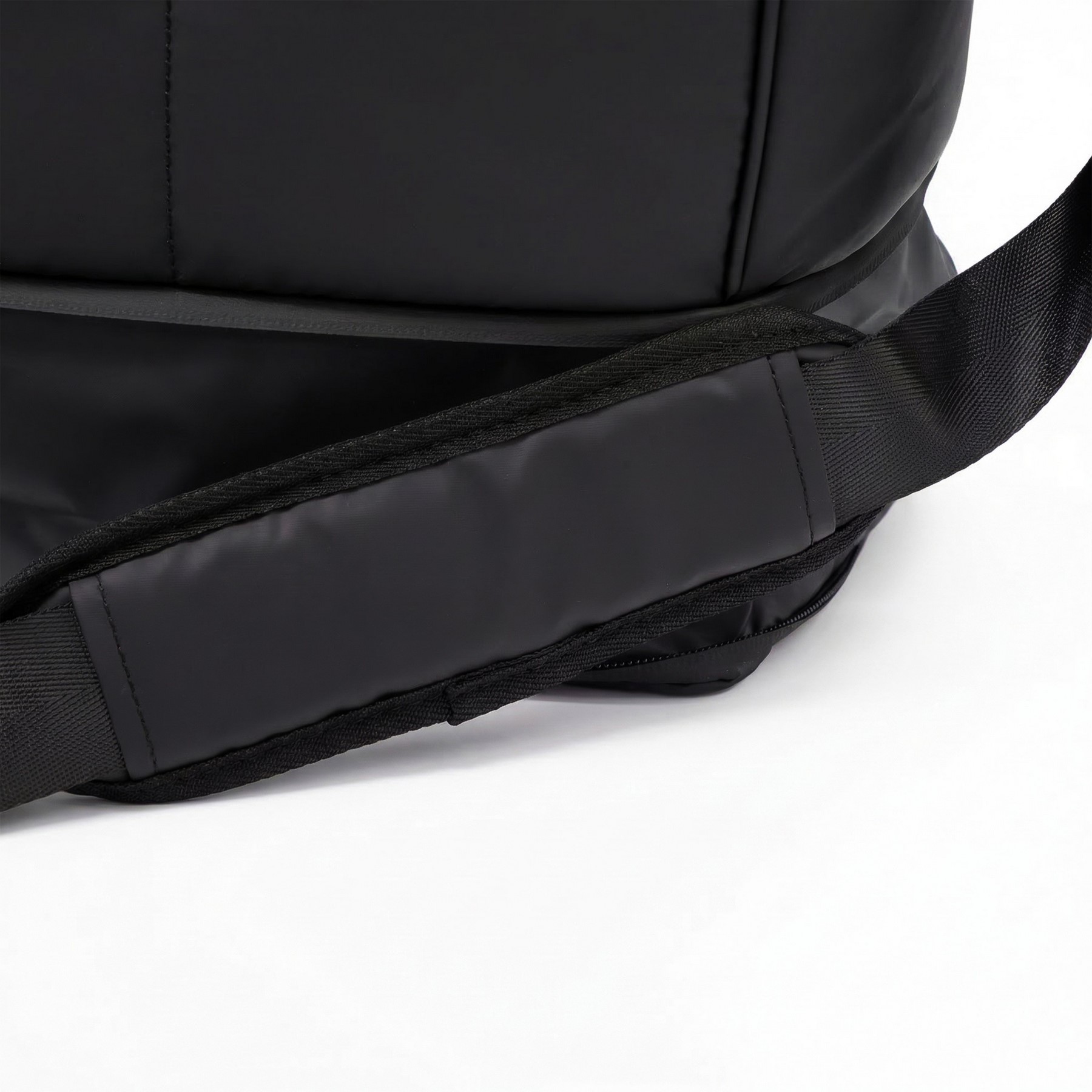 Zoom 17 Laptop Duffle 1