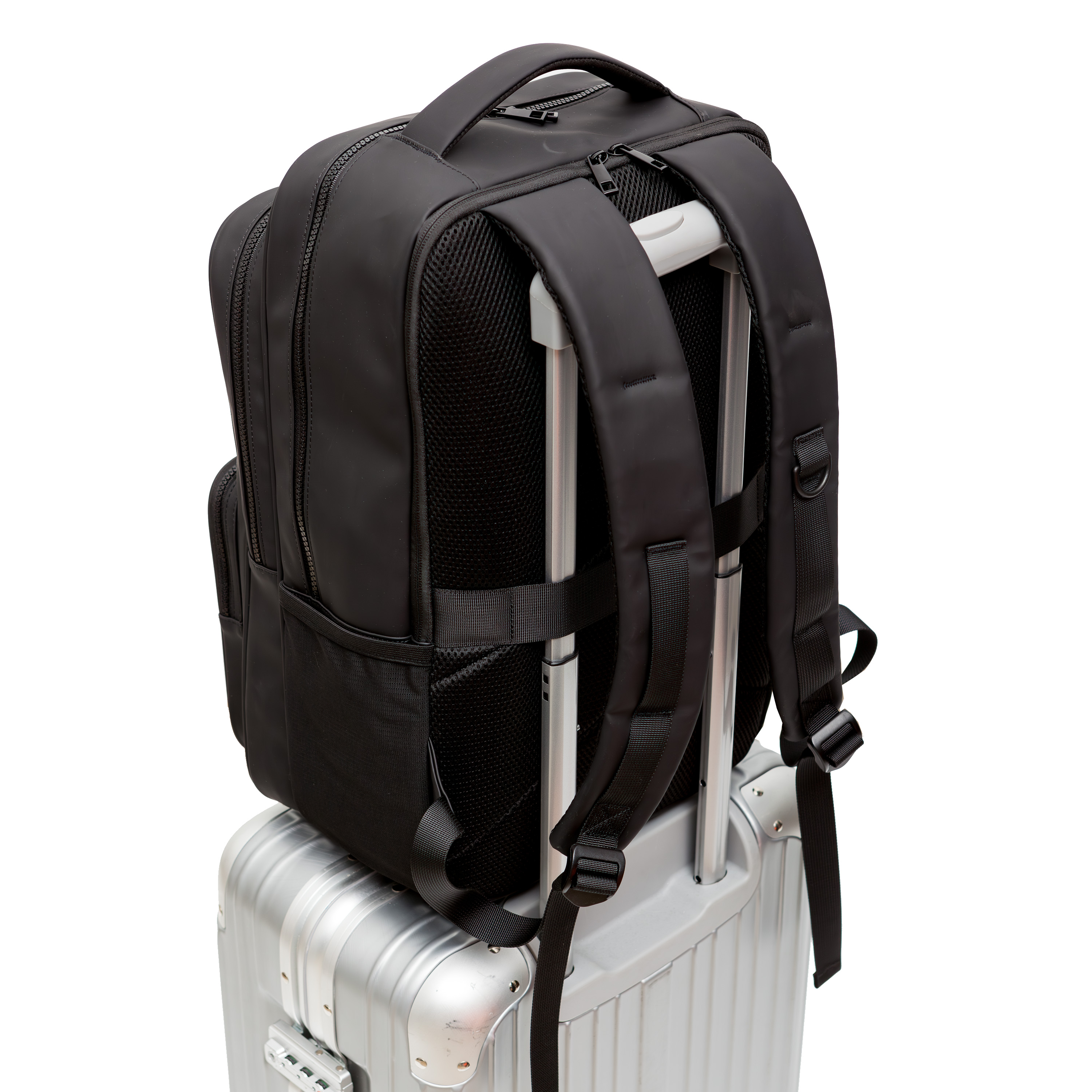 Roam 17" Laptop Backpack Call Of The Wild 1