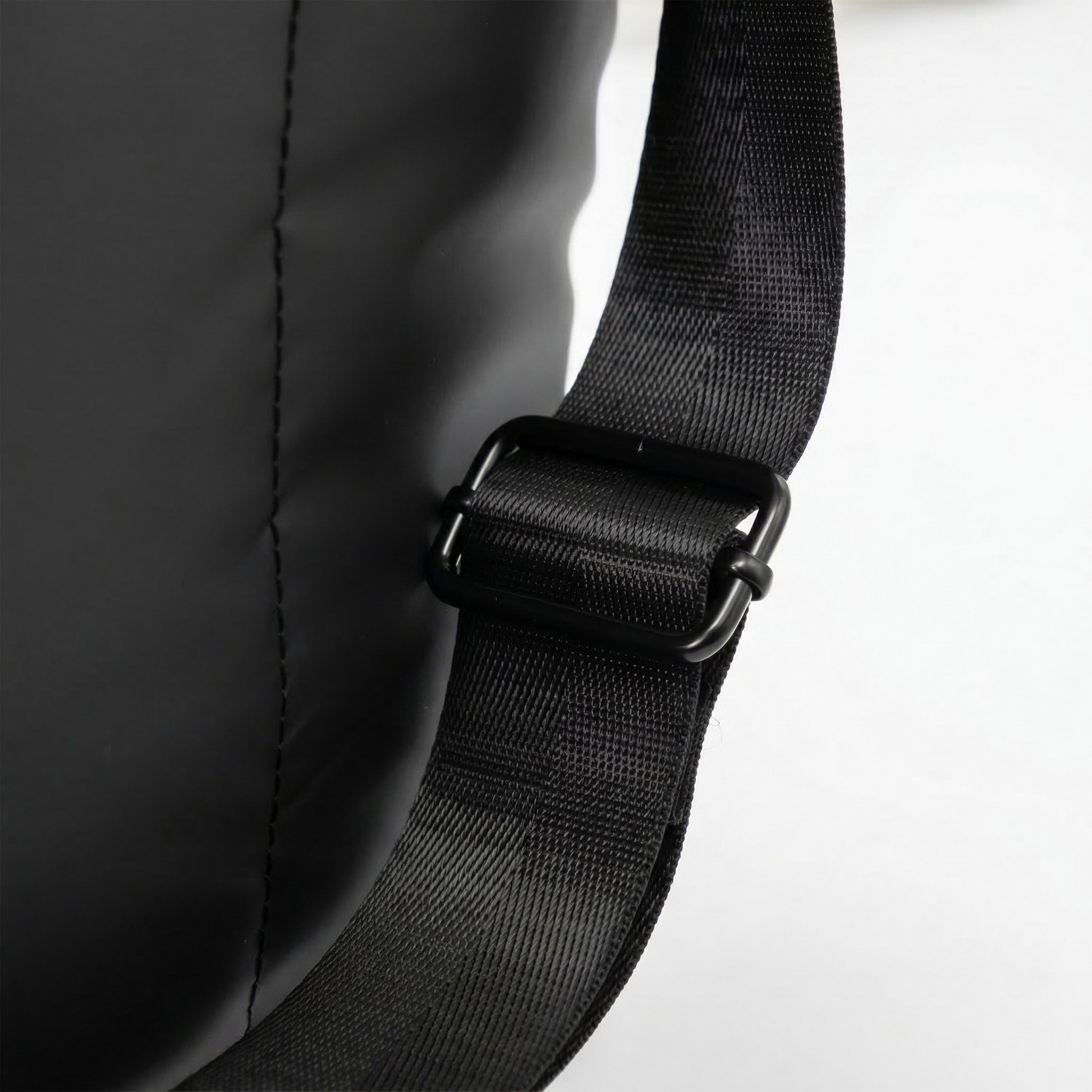 Loop 17 Laptop Tote 1