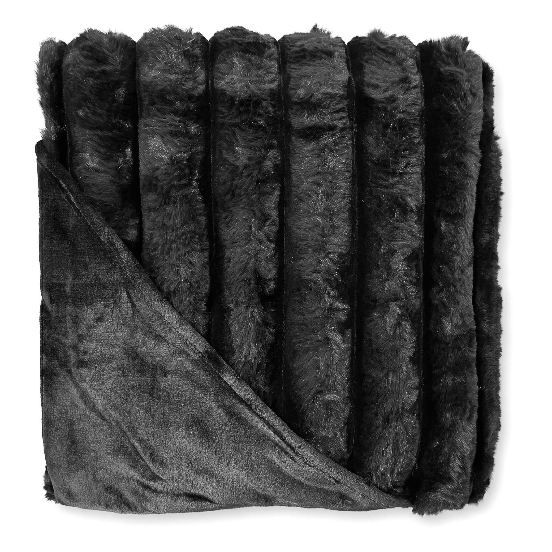 Aurora Faux Fur Polyester Blanket 1