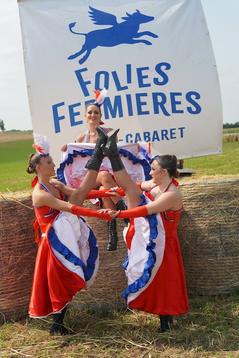 Les Folies Fermières : Premier Cabaret à la Ferme de France. Les Folies Fermières : Premier Cabaret à la Ferme de France.