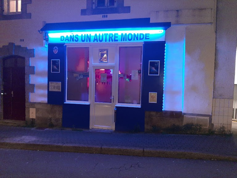 Dans Un Autre Monde Dans Un Autre Monde