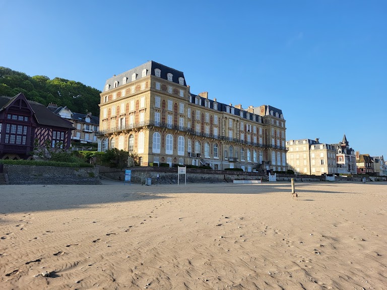 Grande Plage de Trouville Grande Plage de Trouville