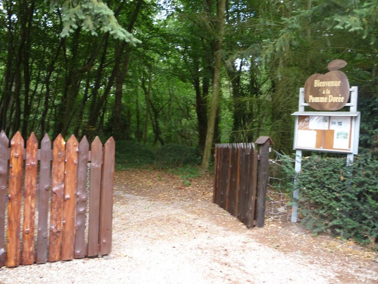 Association naturiste de l’Eure La Pomme Dorée Association naturiste de l’Eure La Pomme Dorée