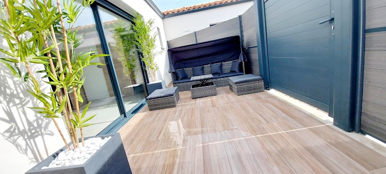 L’Olympe des Sens: Love Room avec spa, Love hôtel, week-end romantique, nuit en amoureux, proche plage dans l’Hérault L’Olympe des Sens: Love Room avec spa, Love hôtel, week-end romantique, nuit en amoureux, proche plage dans l’Hérault