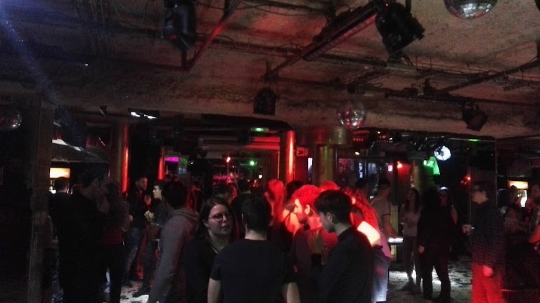Discothèque Le Q Club Bourges Discothèque Le Q Club Bourges