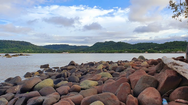 Plage de Montravel Plage de Montravel