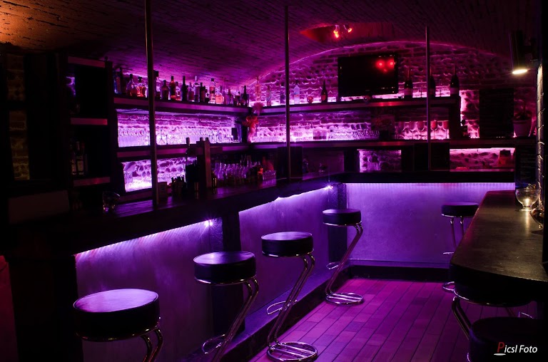 La Suitte – Strip -Tease – Club à Toulouse La Suitte – Strip -Tease – Club à Toulouse