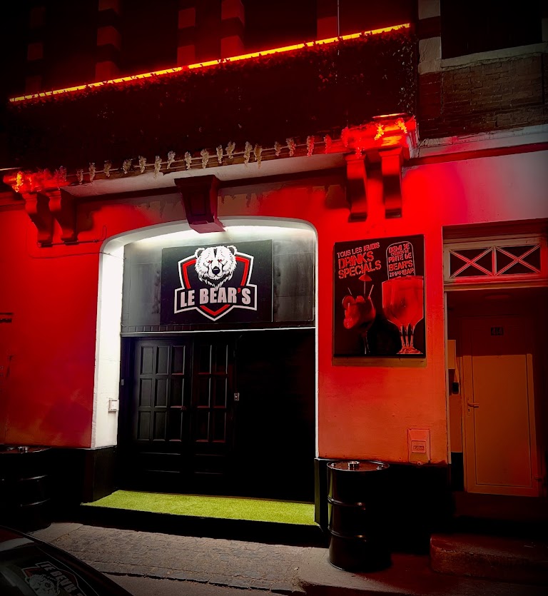 Le Bear’s Bar Le Bear’s Bar