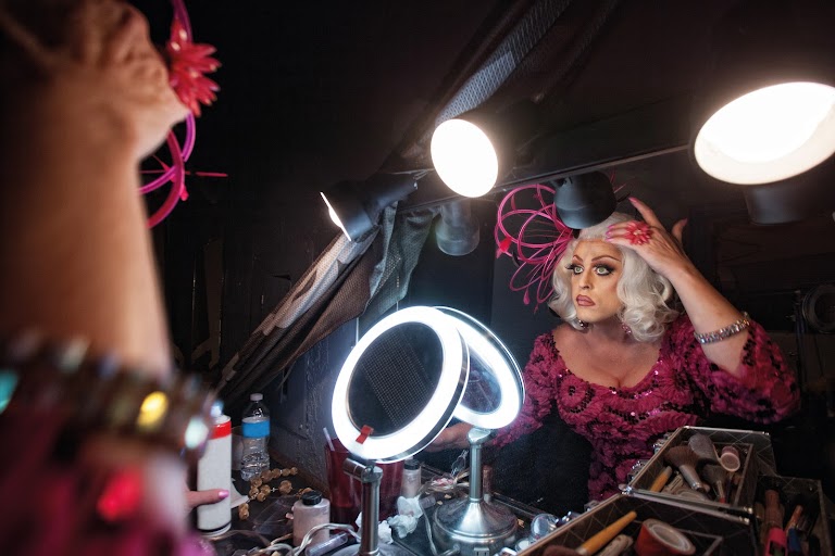 Le Messieurs Dames Show « Cabaret Transformiste à Reims » Le Messieurs Dames Show « Cabaret Transformiste à Reims »