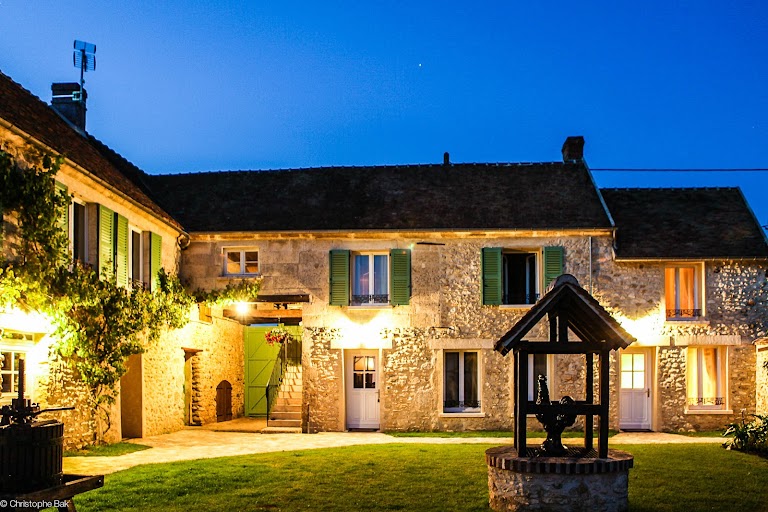 Le Clos des Vignes – Hôtel & Restaurant, suites avec jacuzzi privatif Le Clos des Vignes – Hôtel & Restaurant, suites avec jacuzzi privatif