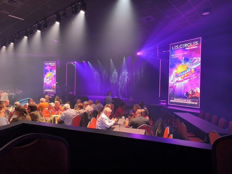 LES CERCLES LES CERCLES