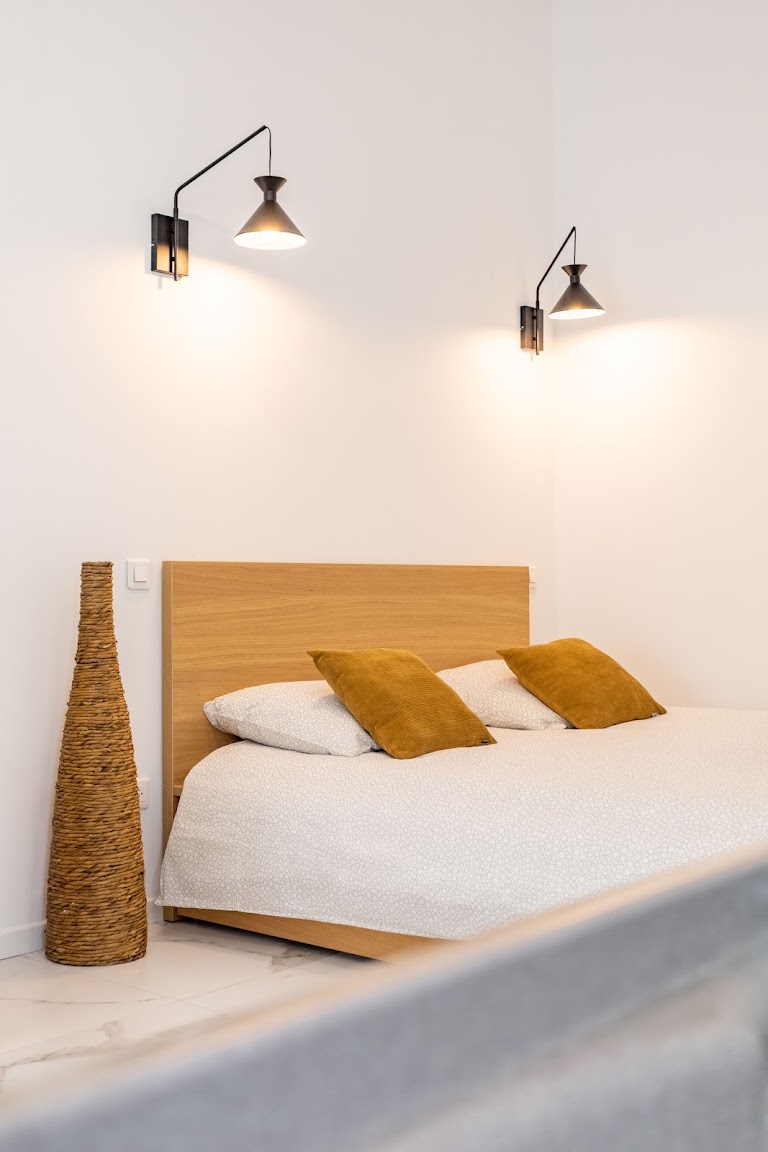 Loft Love room Jacuzzi et Sauna Privatif Marseille Loft Love room Jacuzzi et Sauna Privatif Marseille