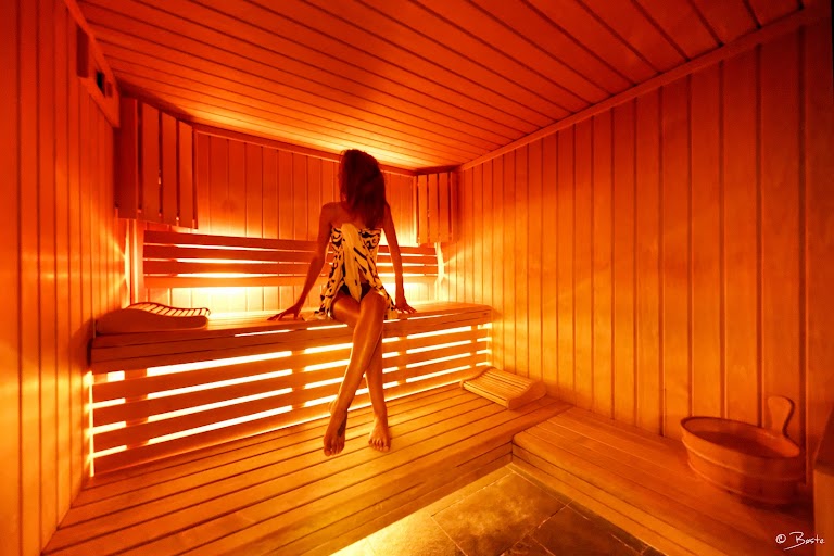 Sauna Club Bubbles Sauna Club Bubbles