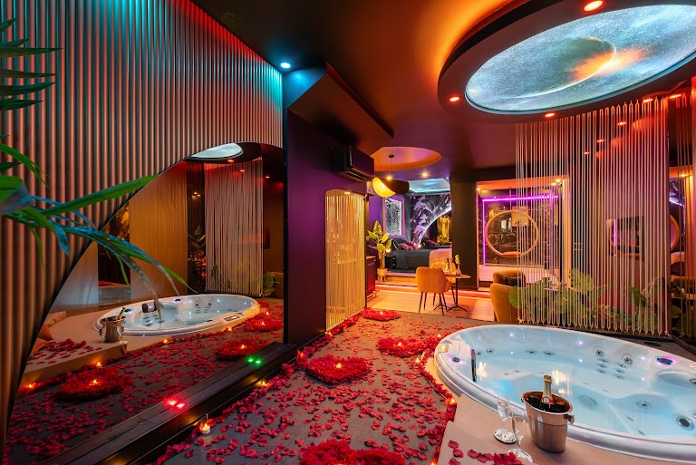 L’Insolite Spa Privatif : Love Room avec spa privatif, Love hôtel, séjour ou week-end romantique, à Toulouse et Albi L’Insolite Spa Privatif : Love Room avec spa privatif, Love hôtel, séjour ou week-end romantique, à Toulouse et Albi