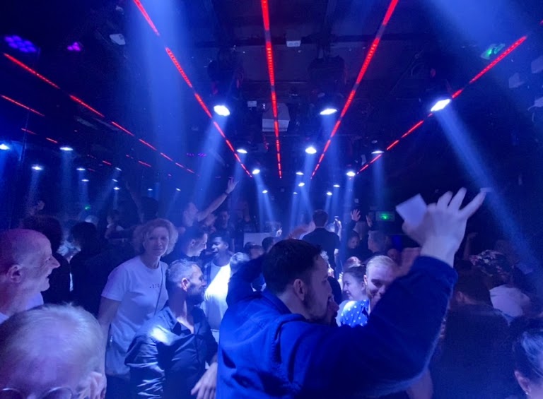 Club L’Esclave Club L’Esclave