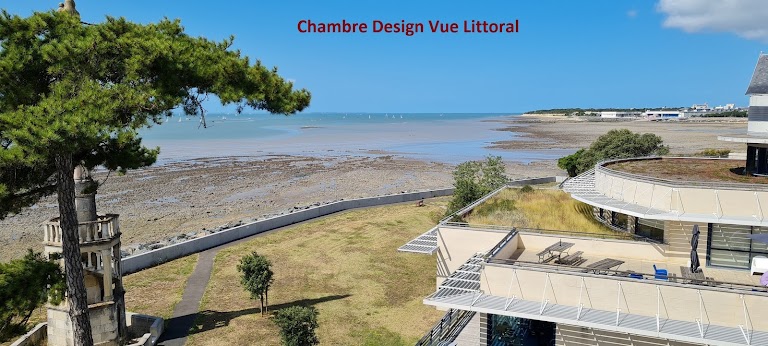 Hôtel Les Brises, vue mer. Hôtel Les Brises, vue mer.