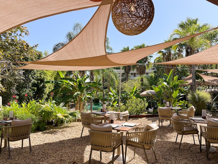 Cannes Villa St Barth : Maison d’hôtes de prestige 5 étoiles à Cannes – Piscine – SPA Cannes Villa St Barth : Maison d’hôtes de prestige 5 étoiles à Cannes – Piscine – SPA